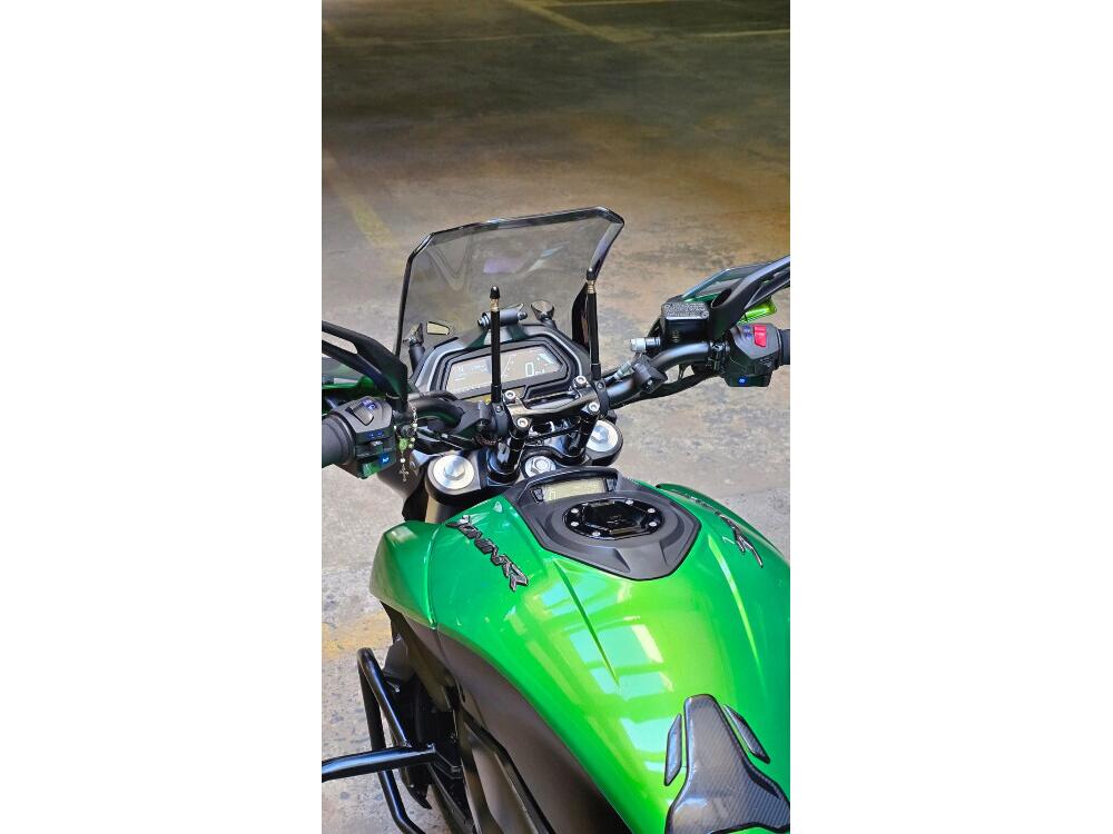 Bajaj Dominar