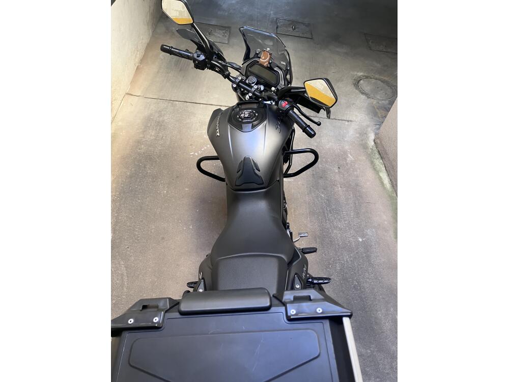 Bajaj Dominar