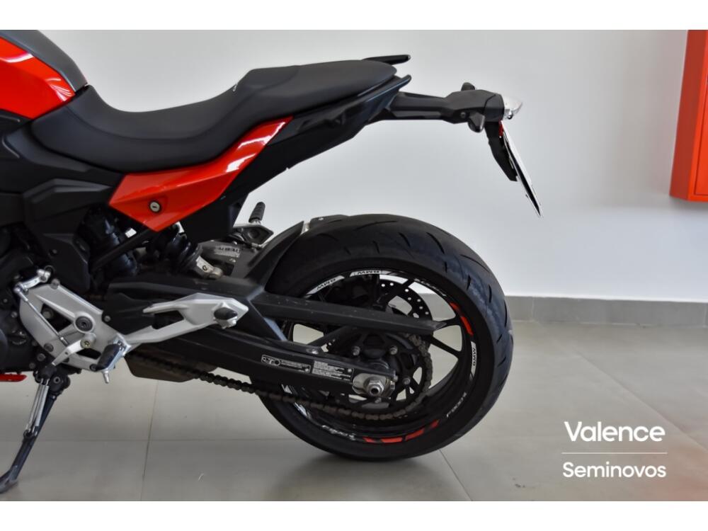 BMW F 900