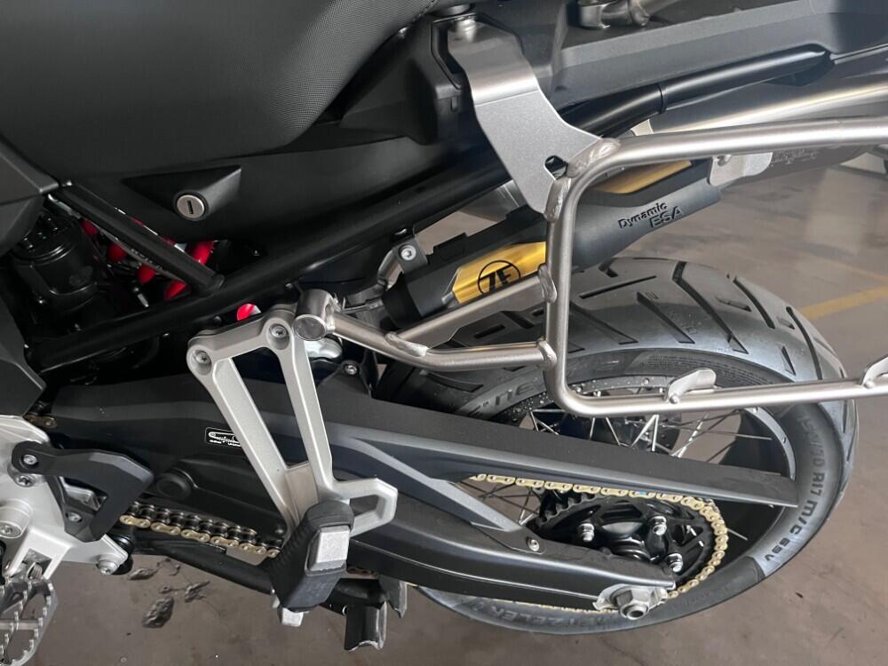 BMW F 900