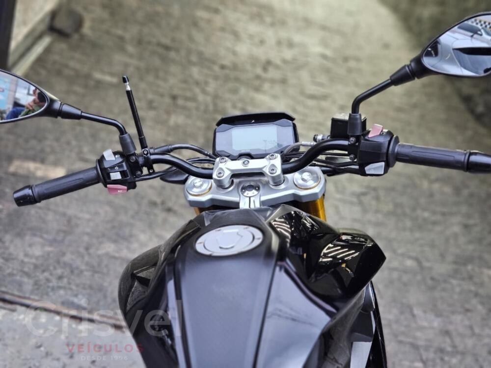 BMW G 310 R