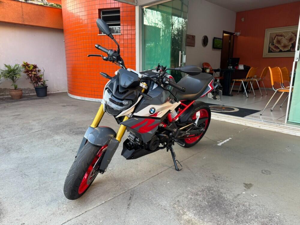 BMW G 310 R
