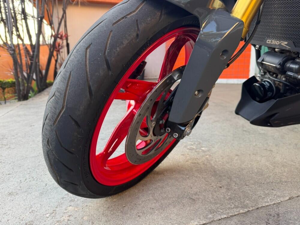 BMW G 310 R