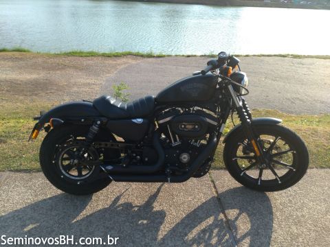 Harley Davidson XL 883 Harley Davidson XL 883