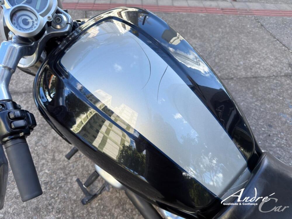Harley Davidson V-Rod