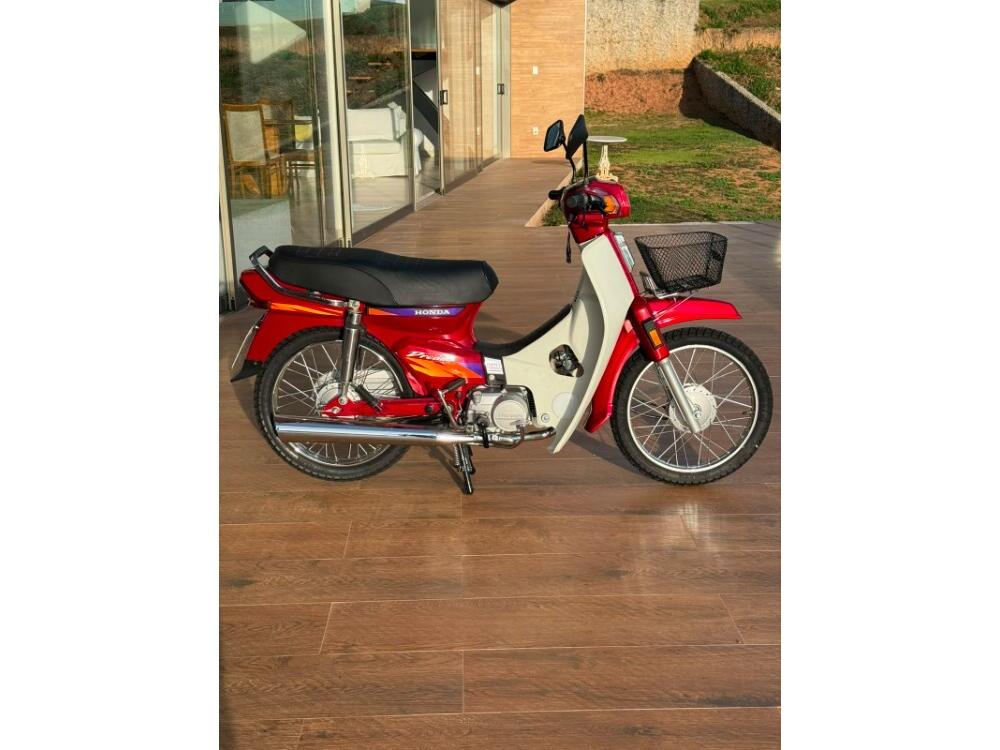 Honda C 100 DREAM