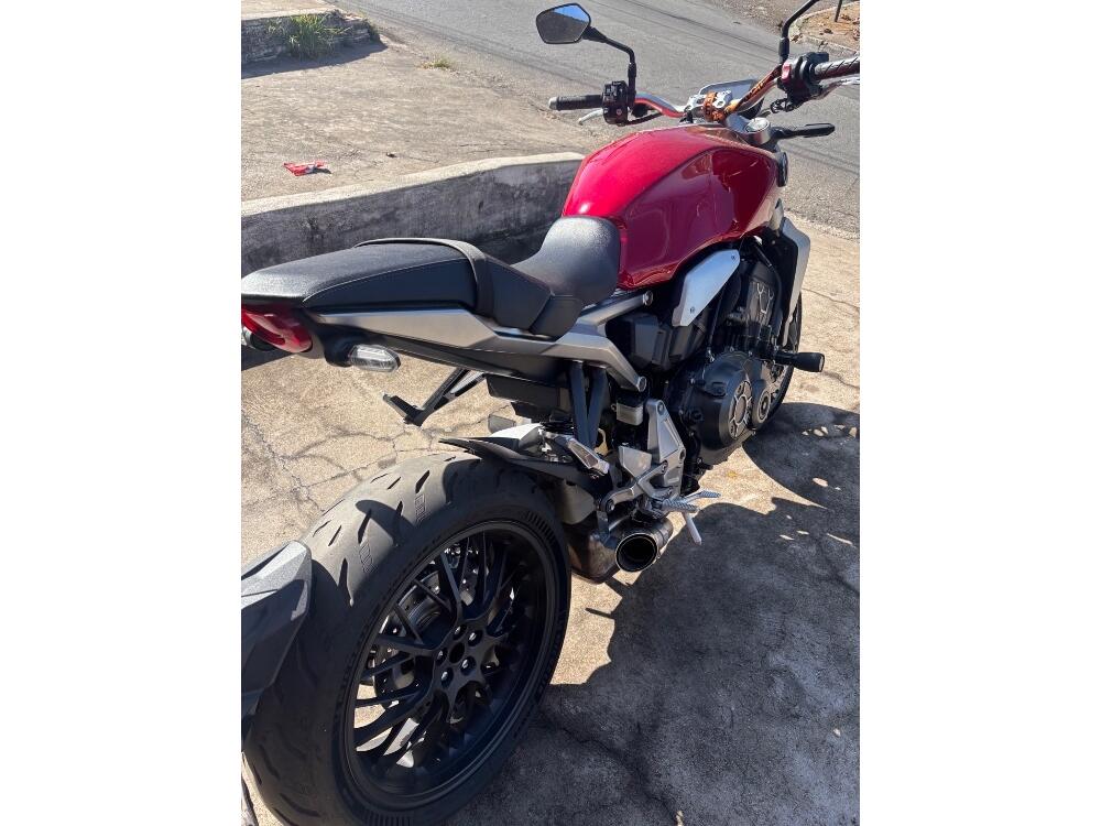 Honda CB 1000 R
