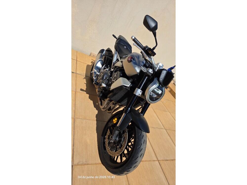 Honda CB 1000 R