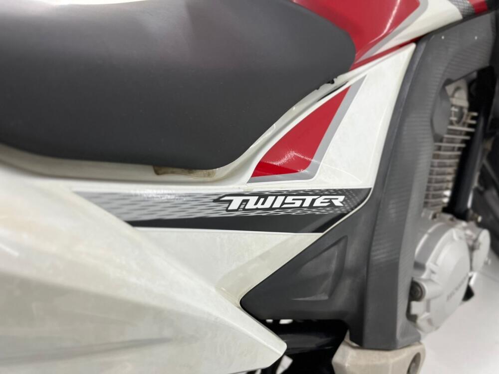 Honda CB 250 F Twister
