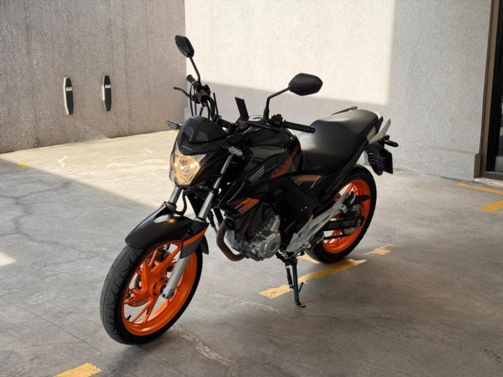 Honda CB 250 F Twister