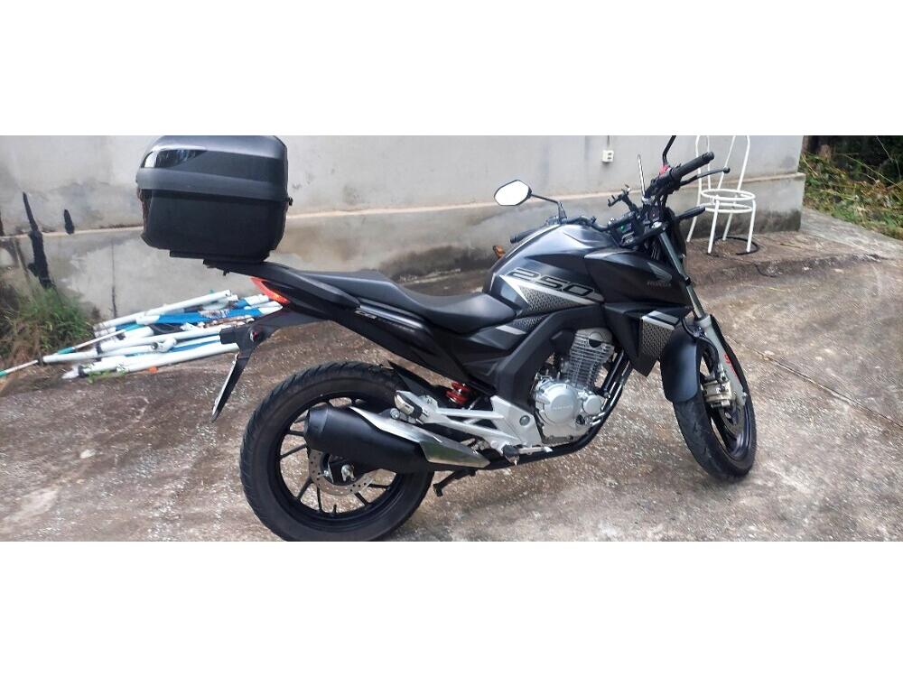 Honda CB 250 F Twister