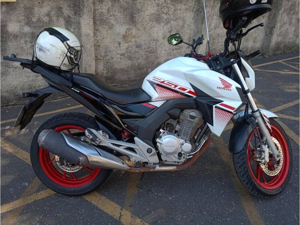 Honda CB 250 F Twister