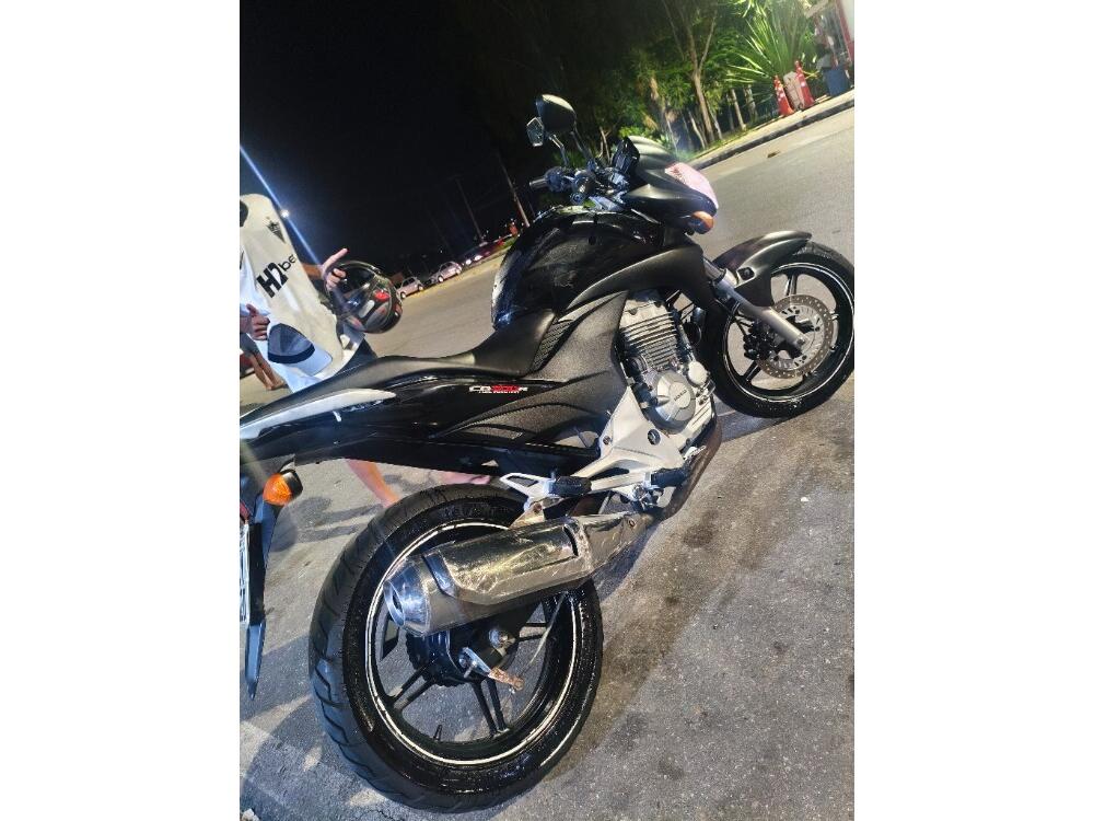Honda CB 300