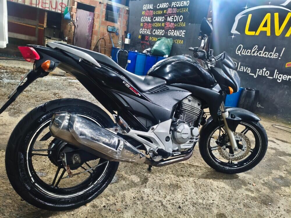 Honda CB 300