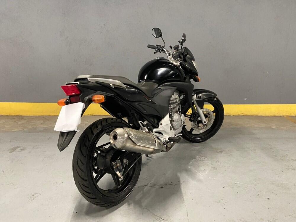 Honda CB 300