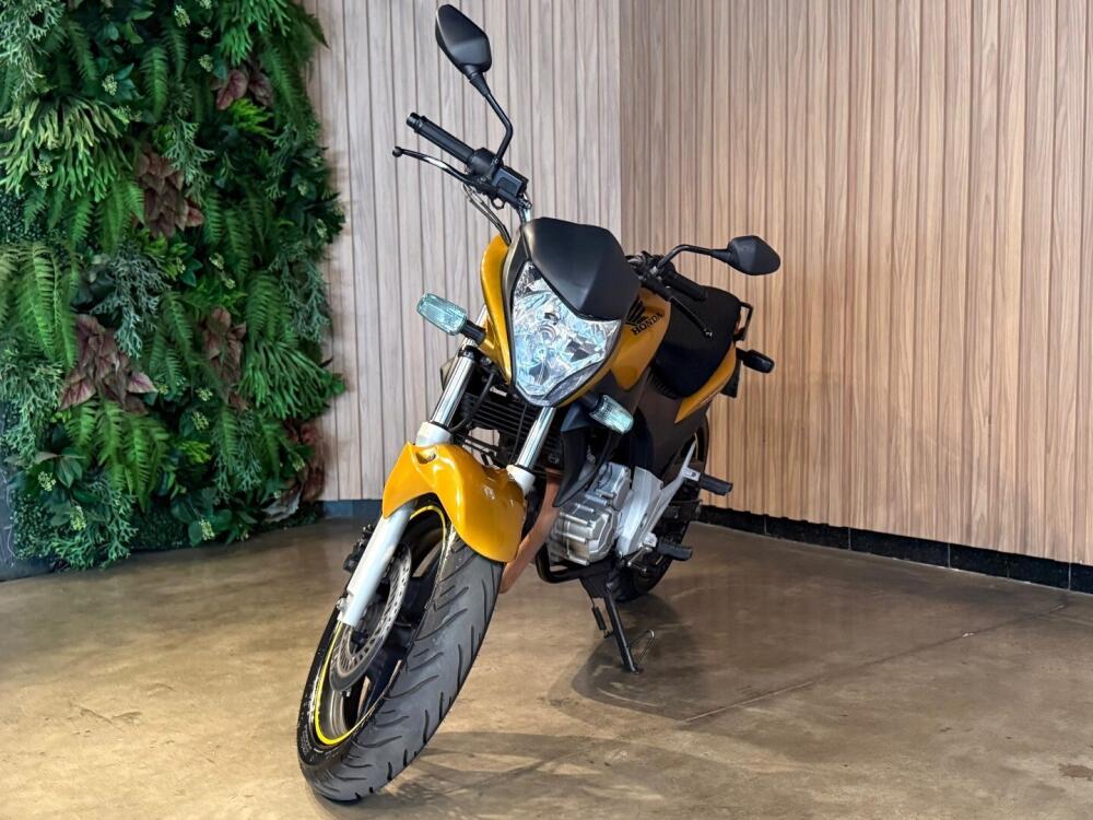 Honda CB 300