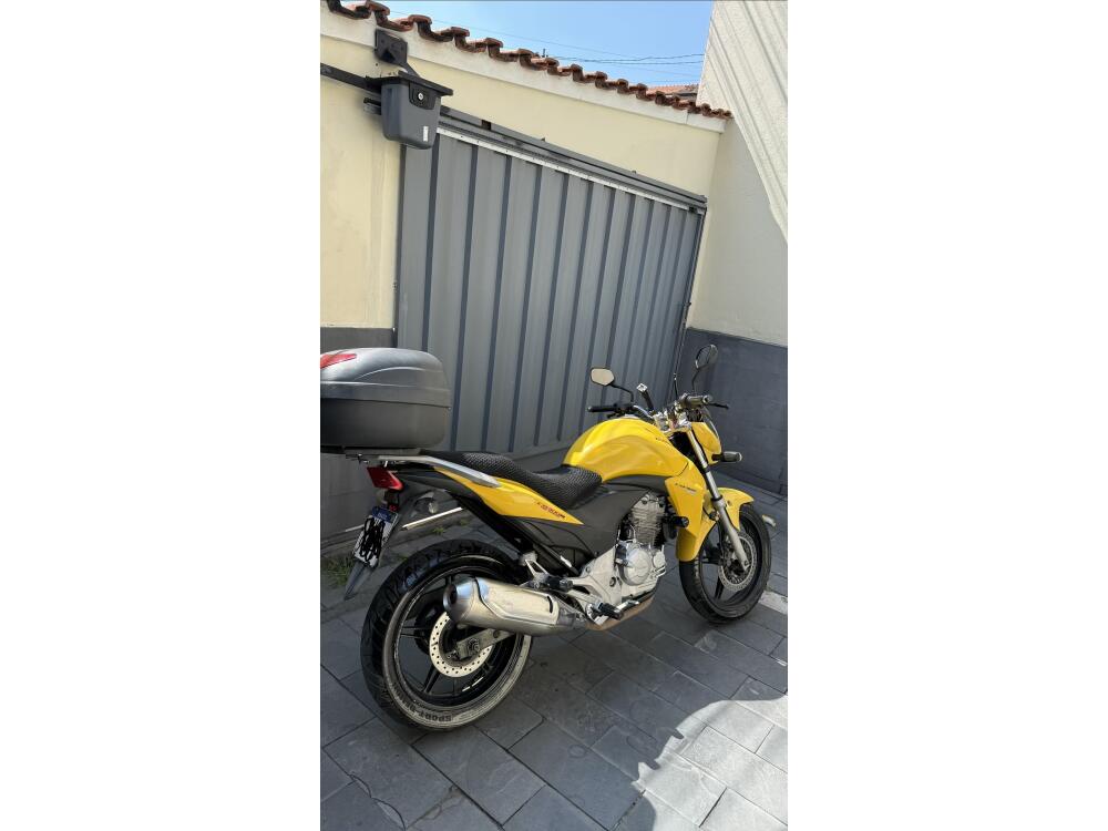 Honda CB 300