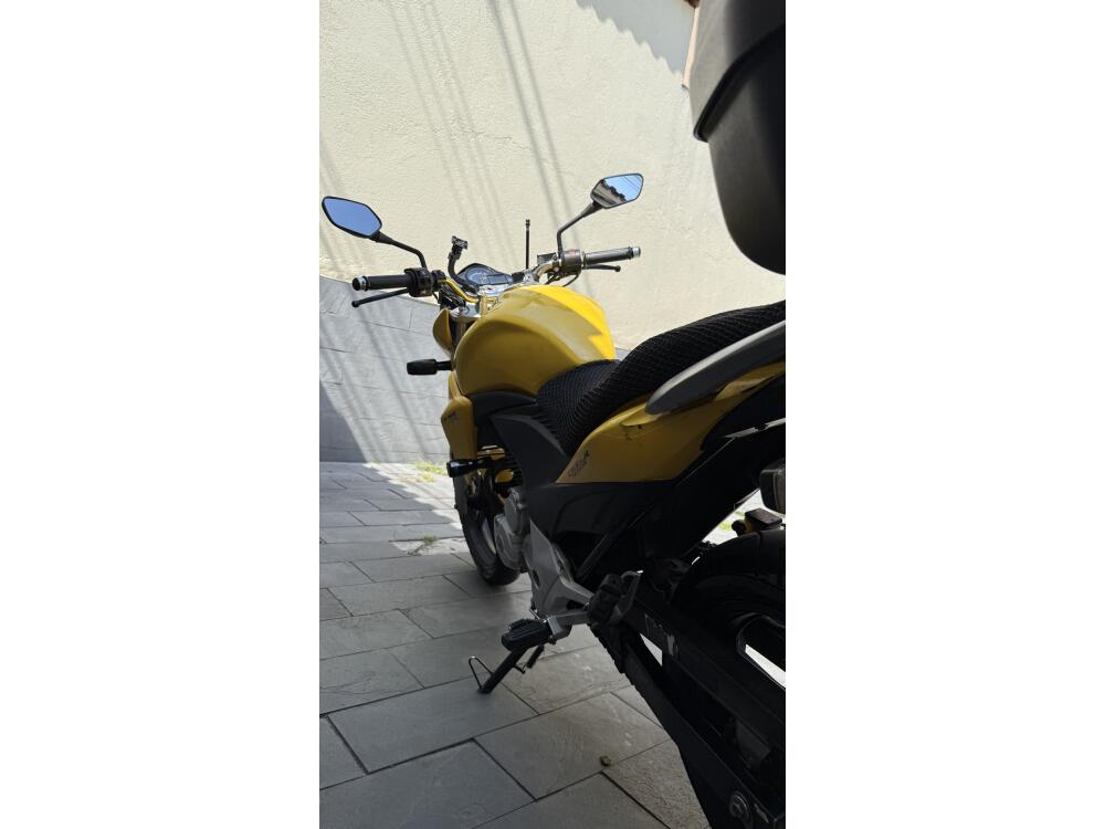 Honda CB 300