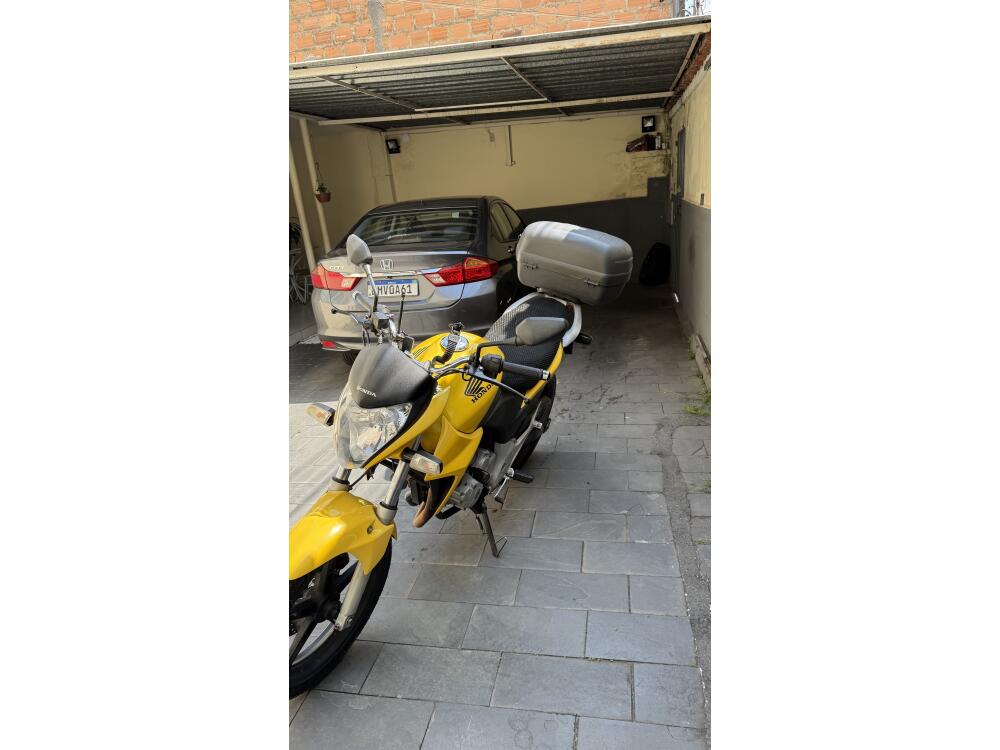 Honda CB 300