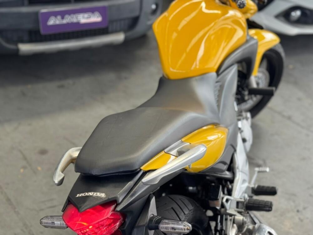 Honda CB 300