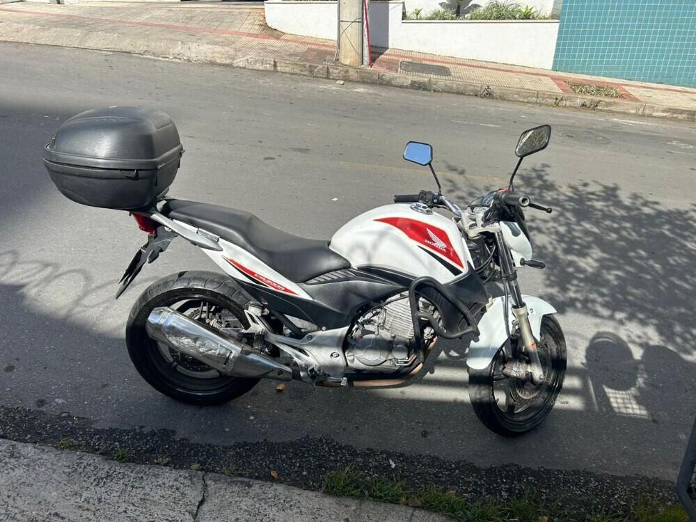 Honda CB 300