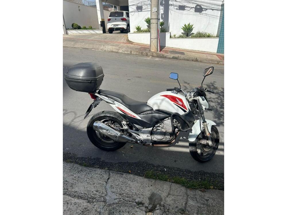 Honda CB 300