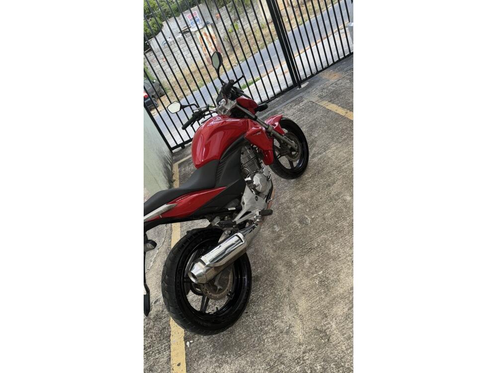 Honda CB 300
