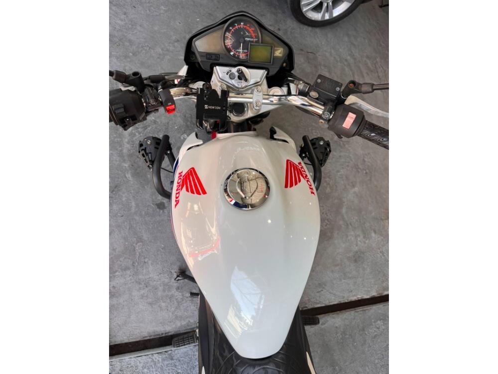 Honda CB 300