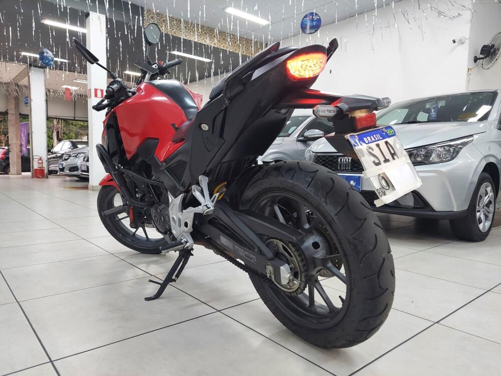 Honda CB 300