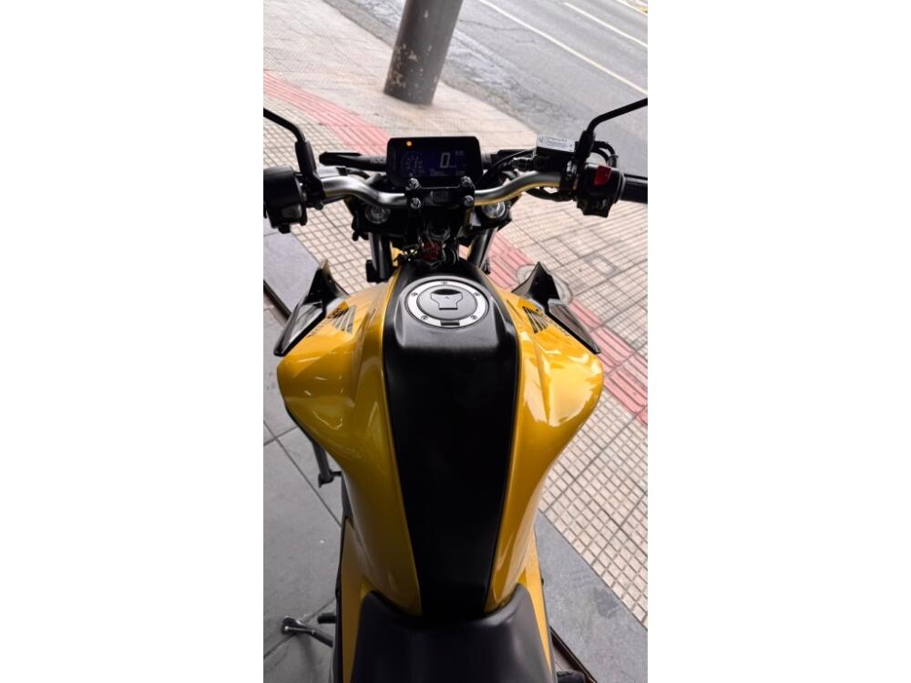 Honda CB 300
