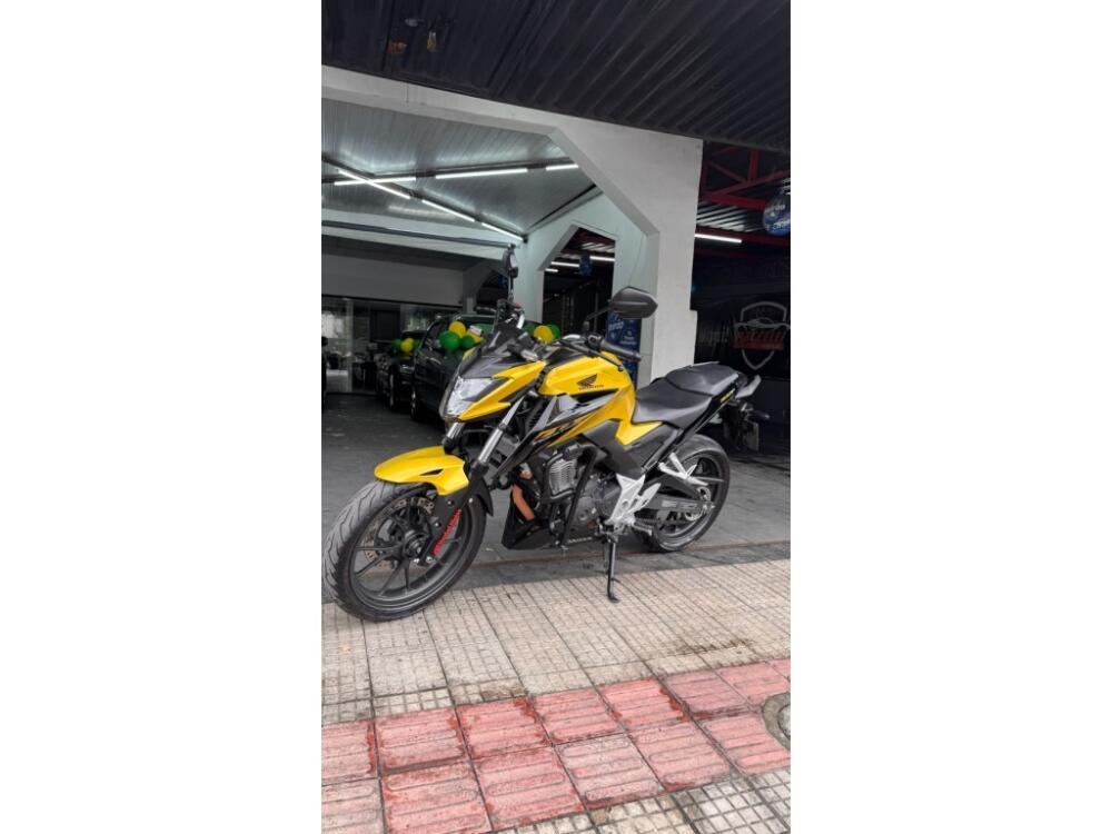 Honda CB 300