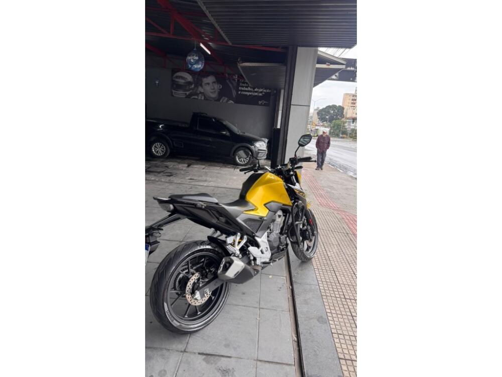 Honda CB 300