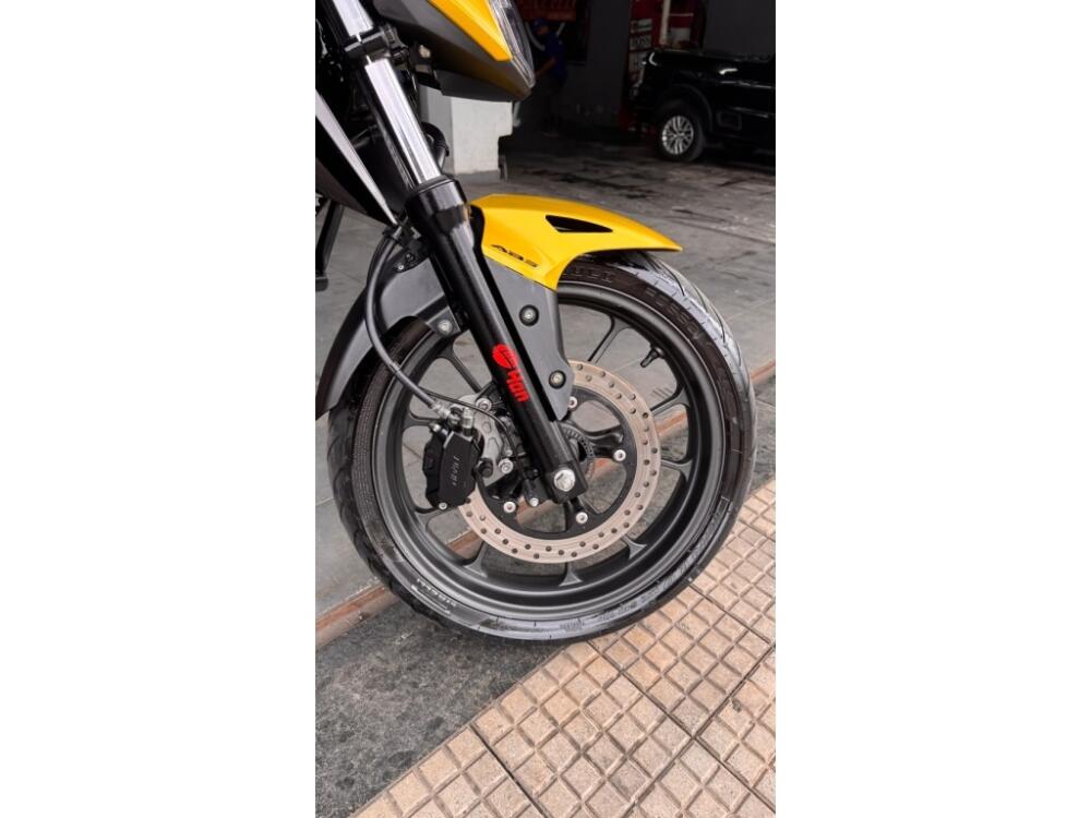 Honda CB 300