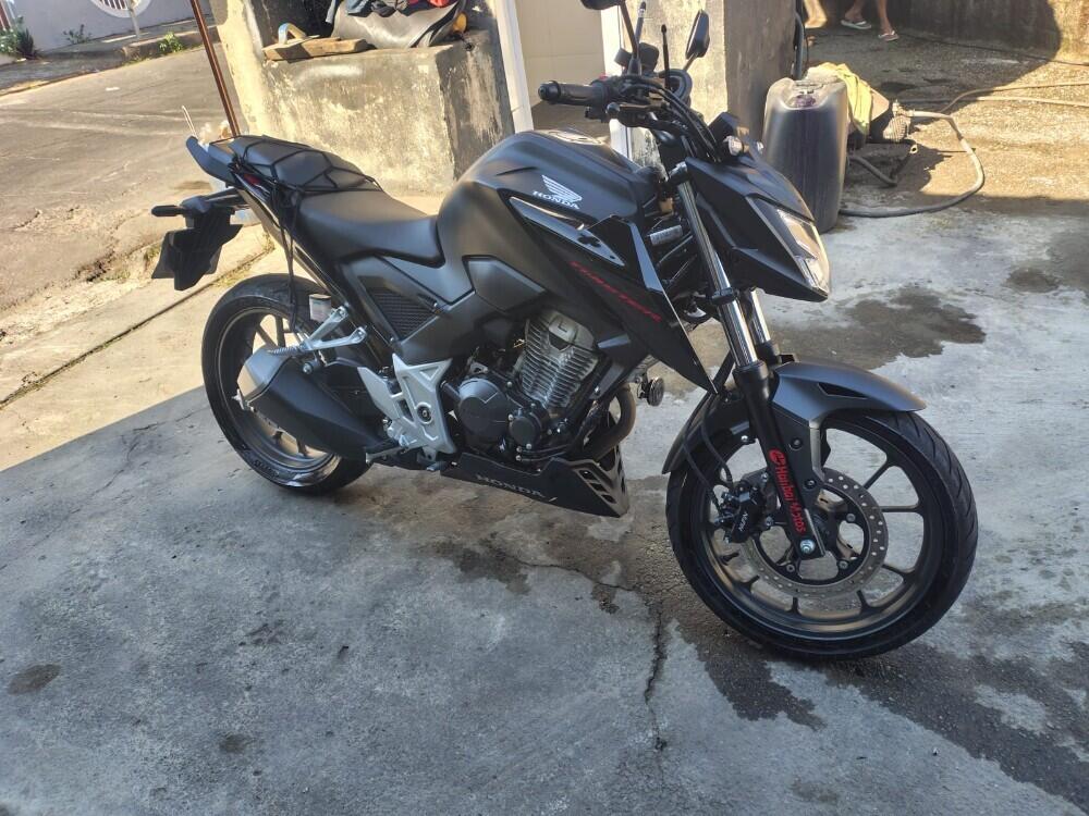 Honda CB 300 F Twister