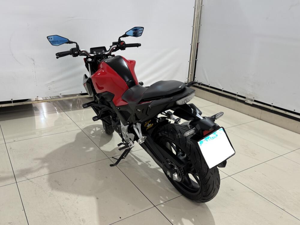 Honda CB 300