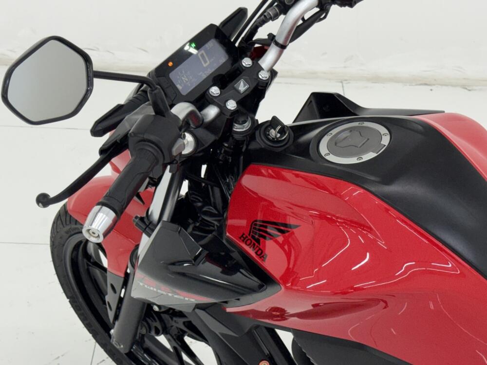Honda CB 300