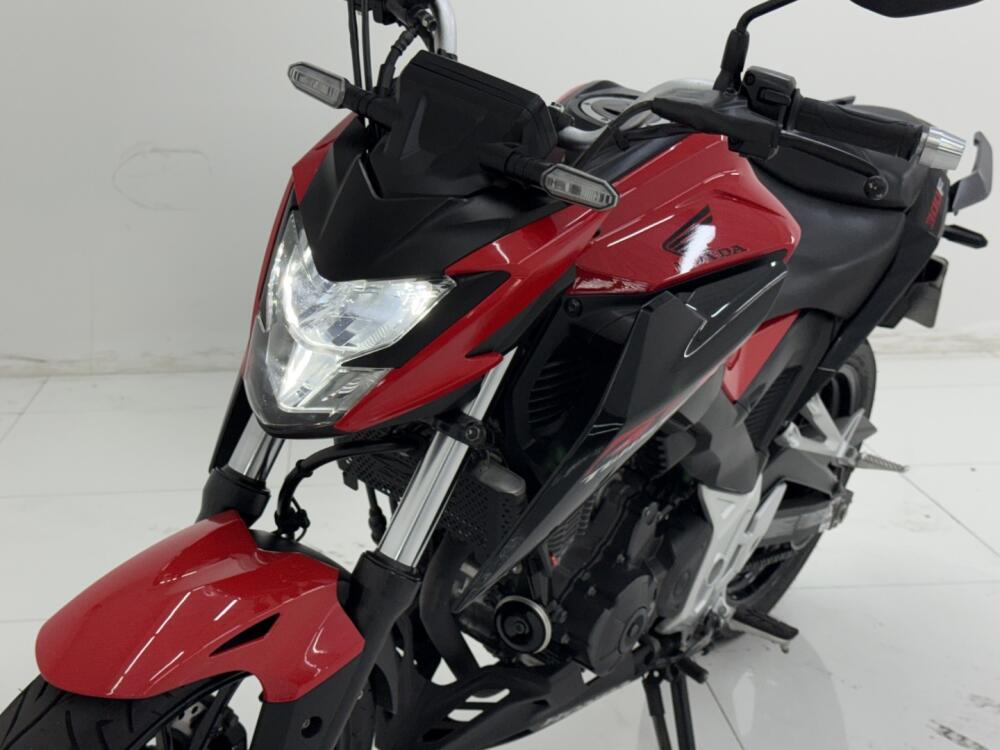 Honda CB 300