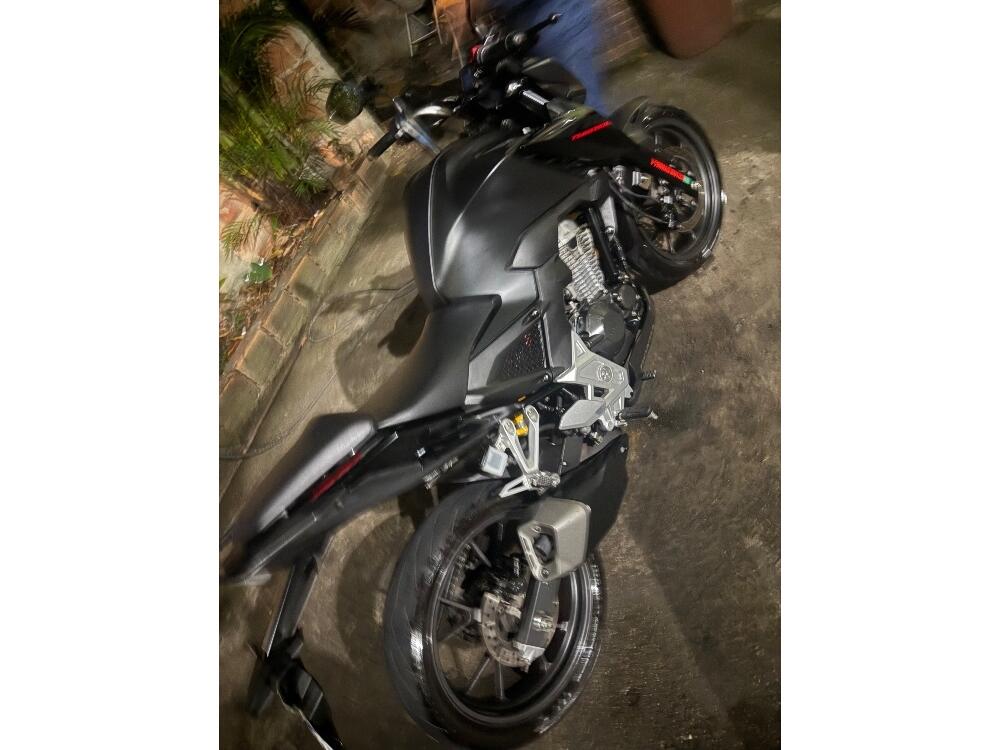 Honda CB 300 F Twister