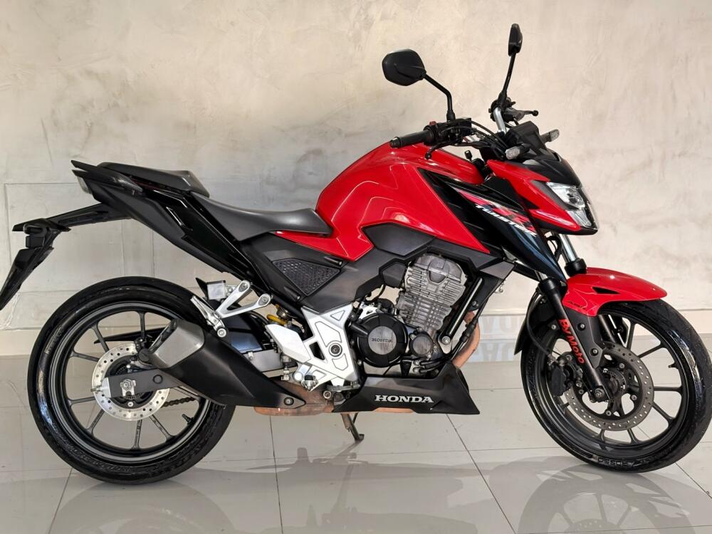 Honda CB 300