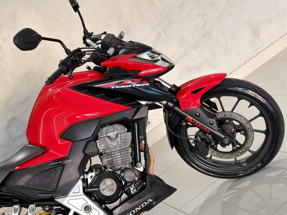 Honda CB 300