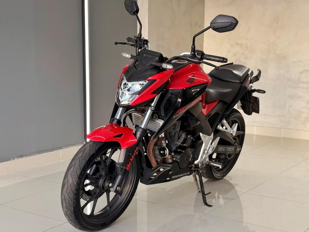 Honda CB 300