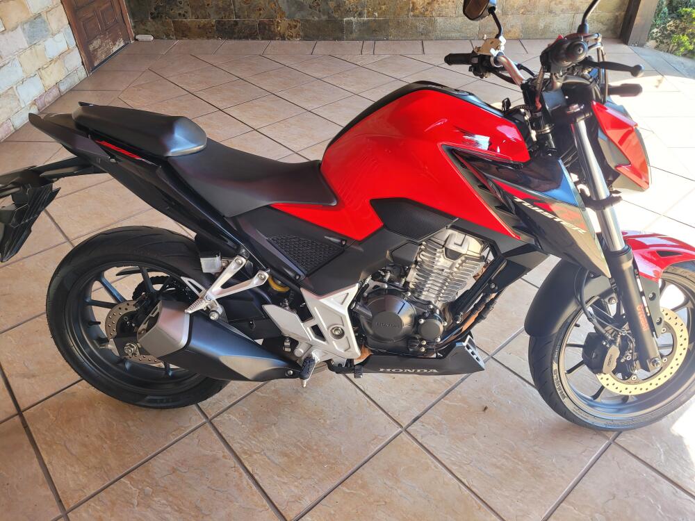Honda CB 300