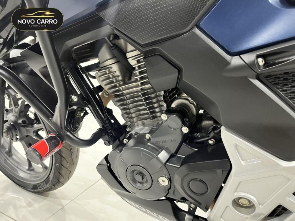 Honda CB 300