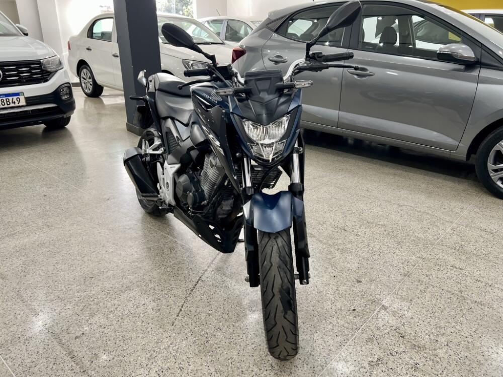 Honda CB 300