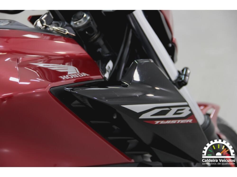 Honda CB 300