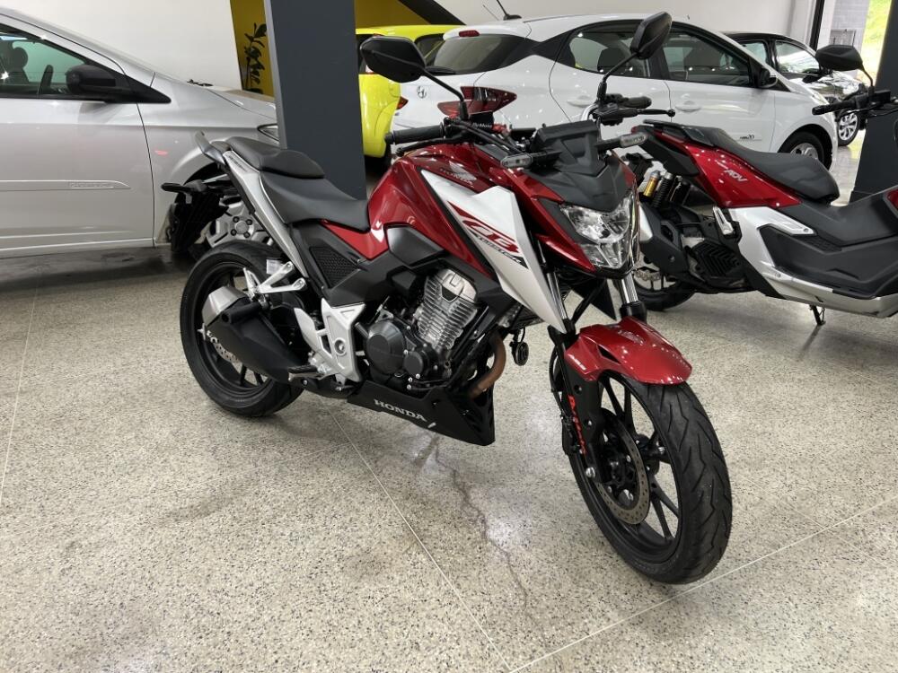 Honda CB 300