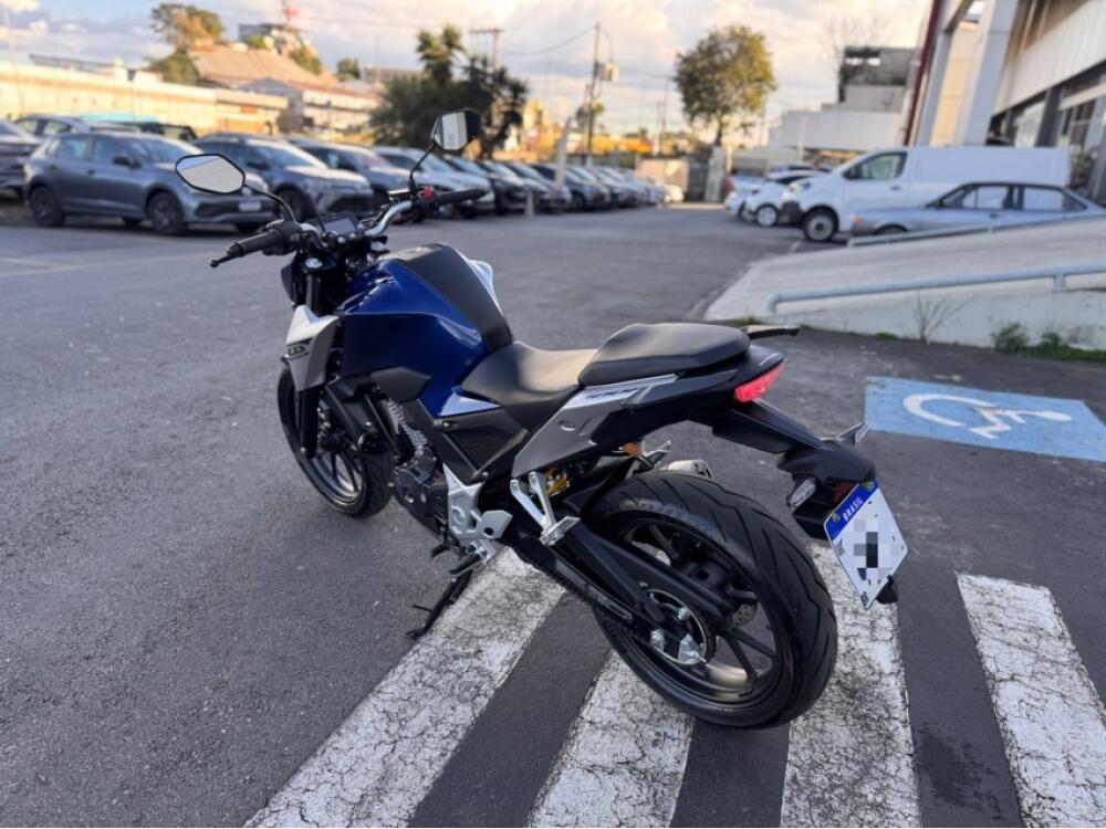 Honda CB 300