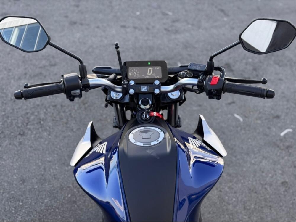 Honda CB 300