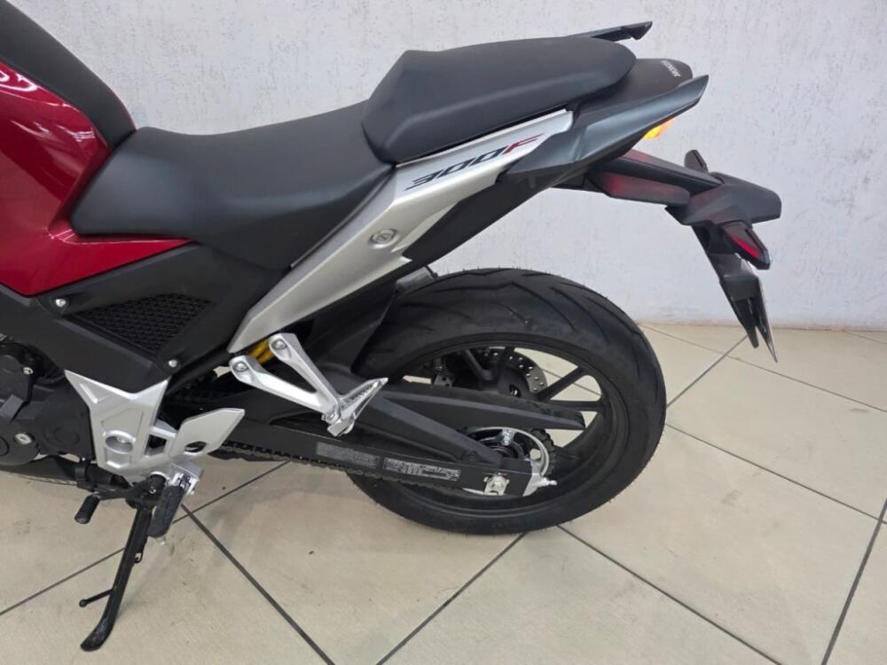 Honda CB 300