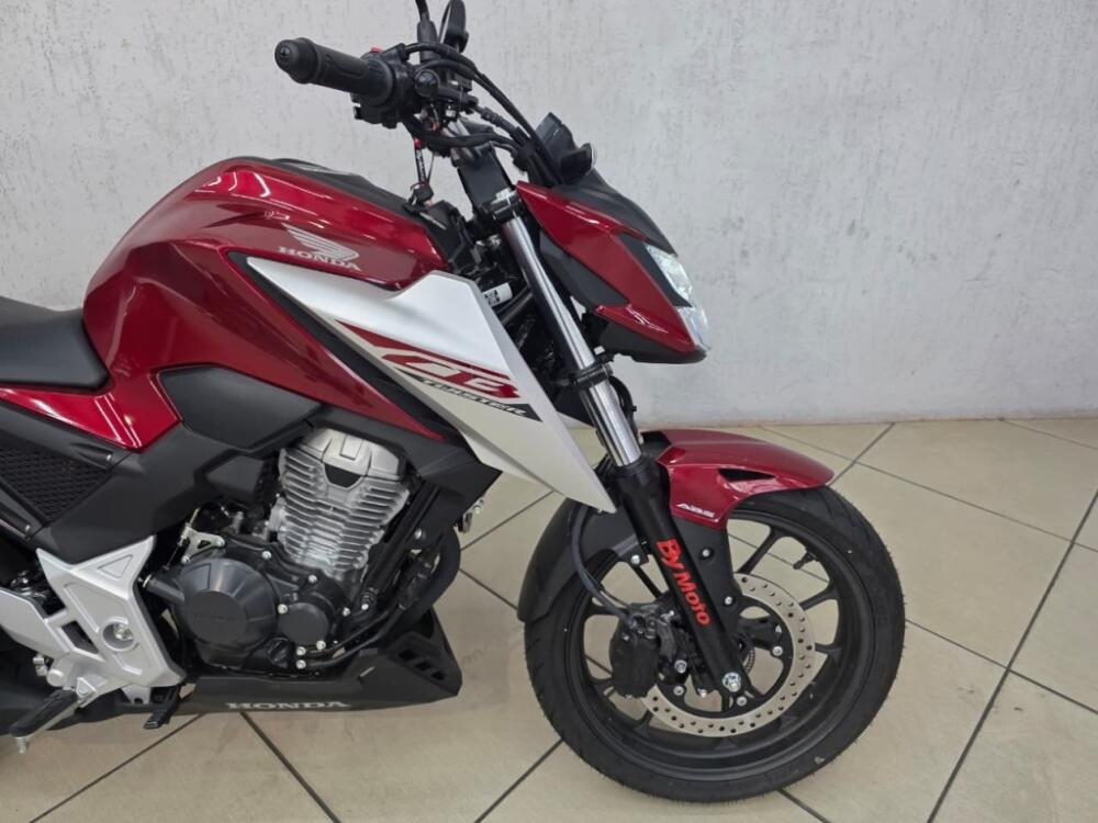 Honda CB 300
